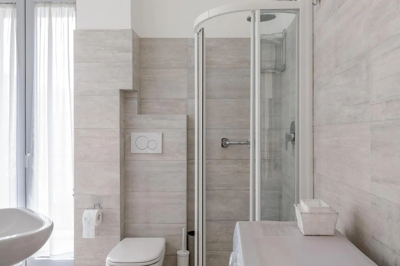 Piazza De Angeli M1 Comfortable Flat With Balcony Milan Italy