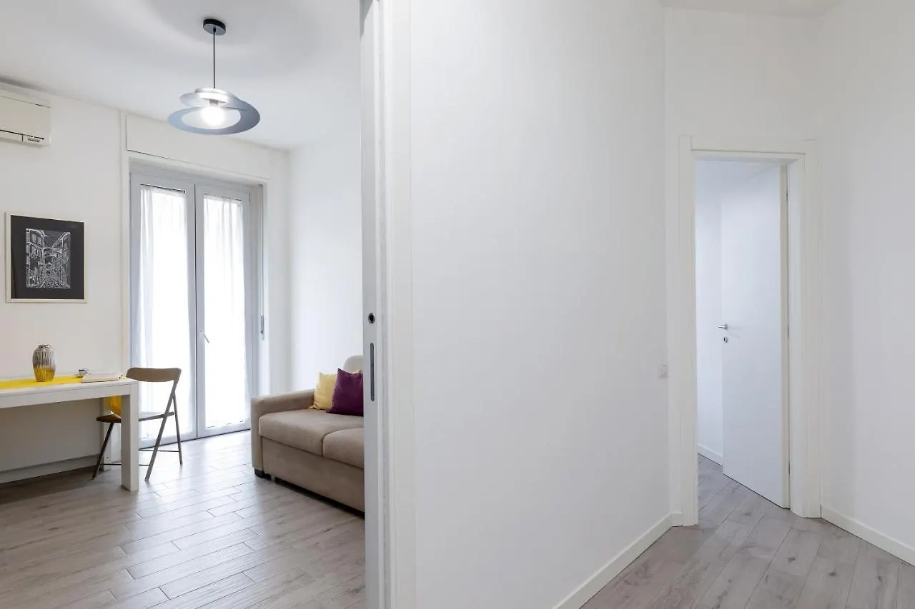 Piazza De Angeli M1 Comfortable Flat With Balcony Milan